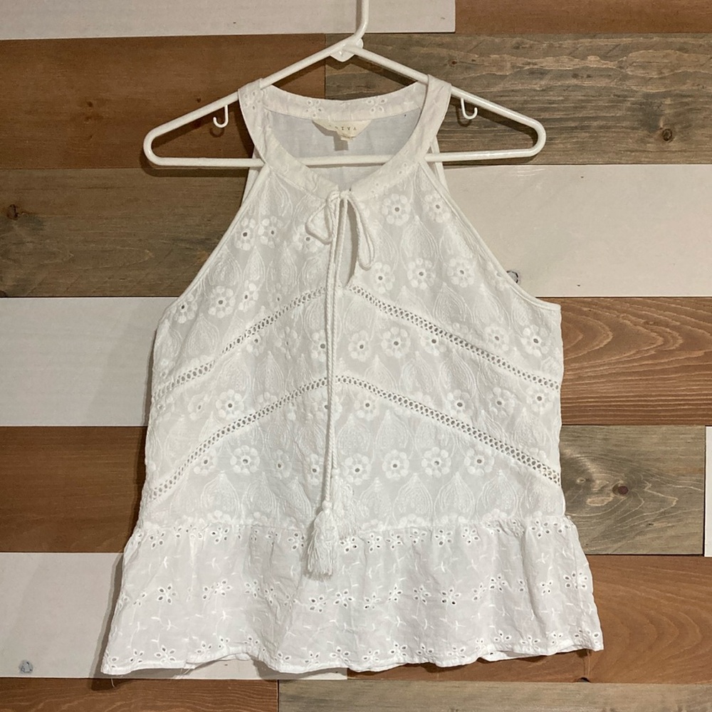 Eyelet Ruffled Tank Top - Picture 2 of 7